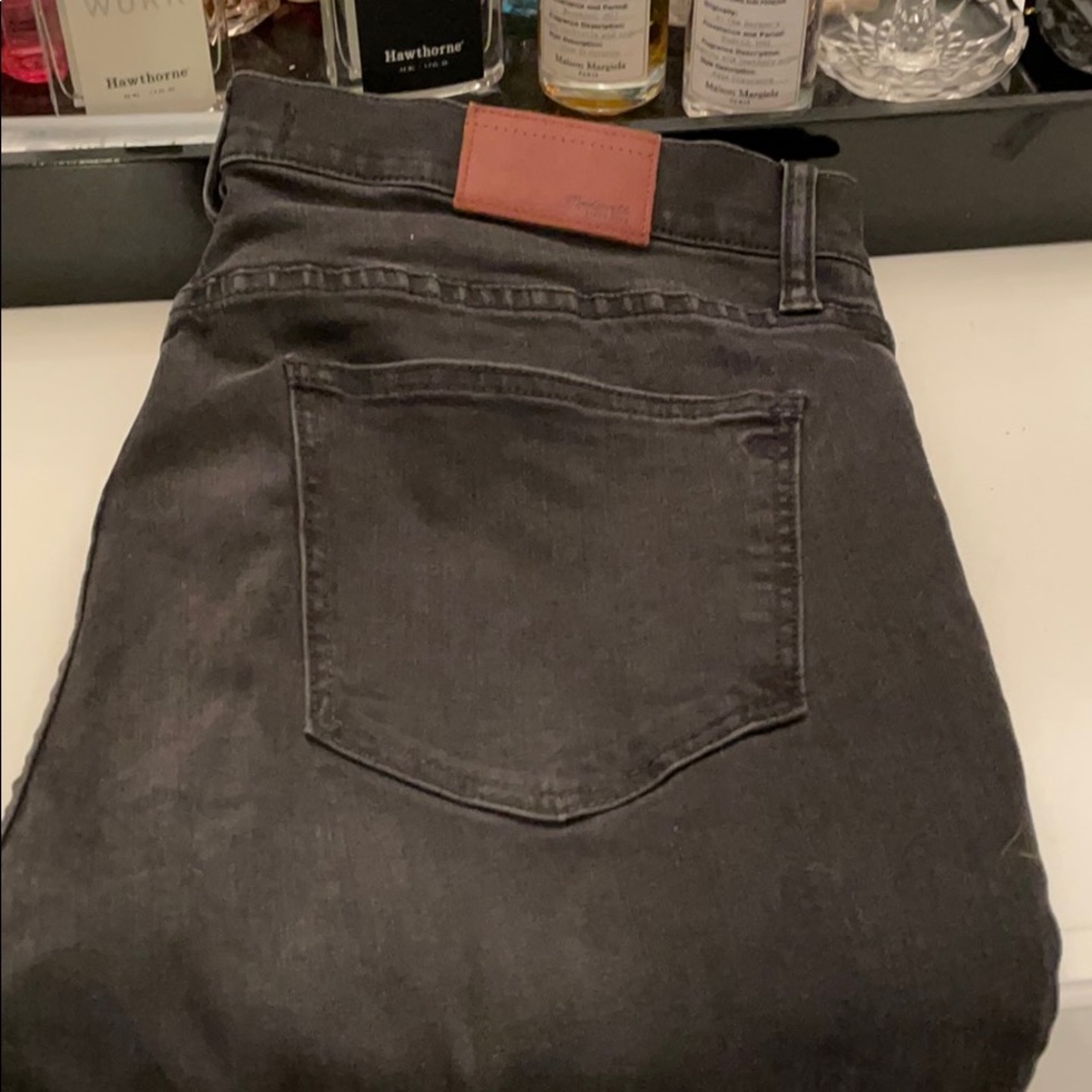 Madewell Black Wash Alley Straight Jeans